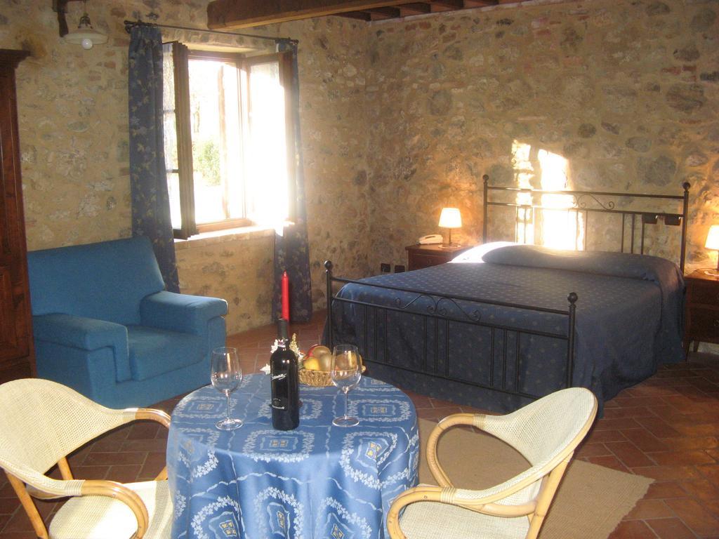 Agriturismo Il Mulino Delle Pile Chiusdino Szoba fotó