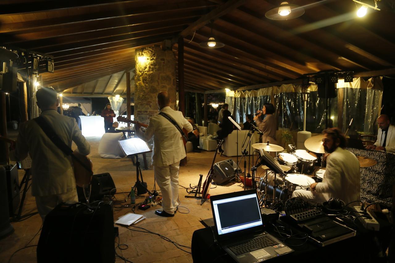 Agriturismo Il Mulino Delle Pile Chiusdino Kültér fotó