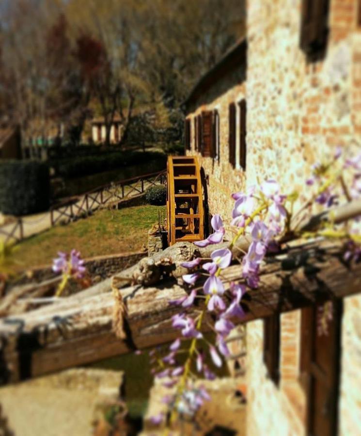 Agriturismo Il Mulino Delle Pile Chiusdino Kültér fotó